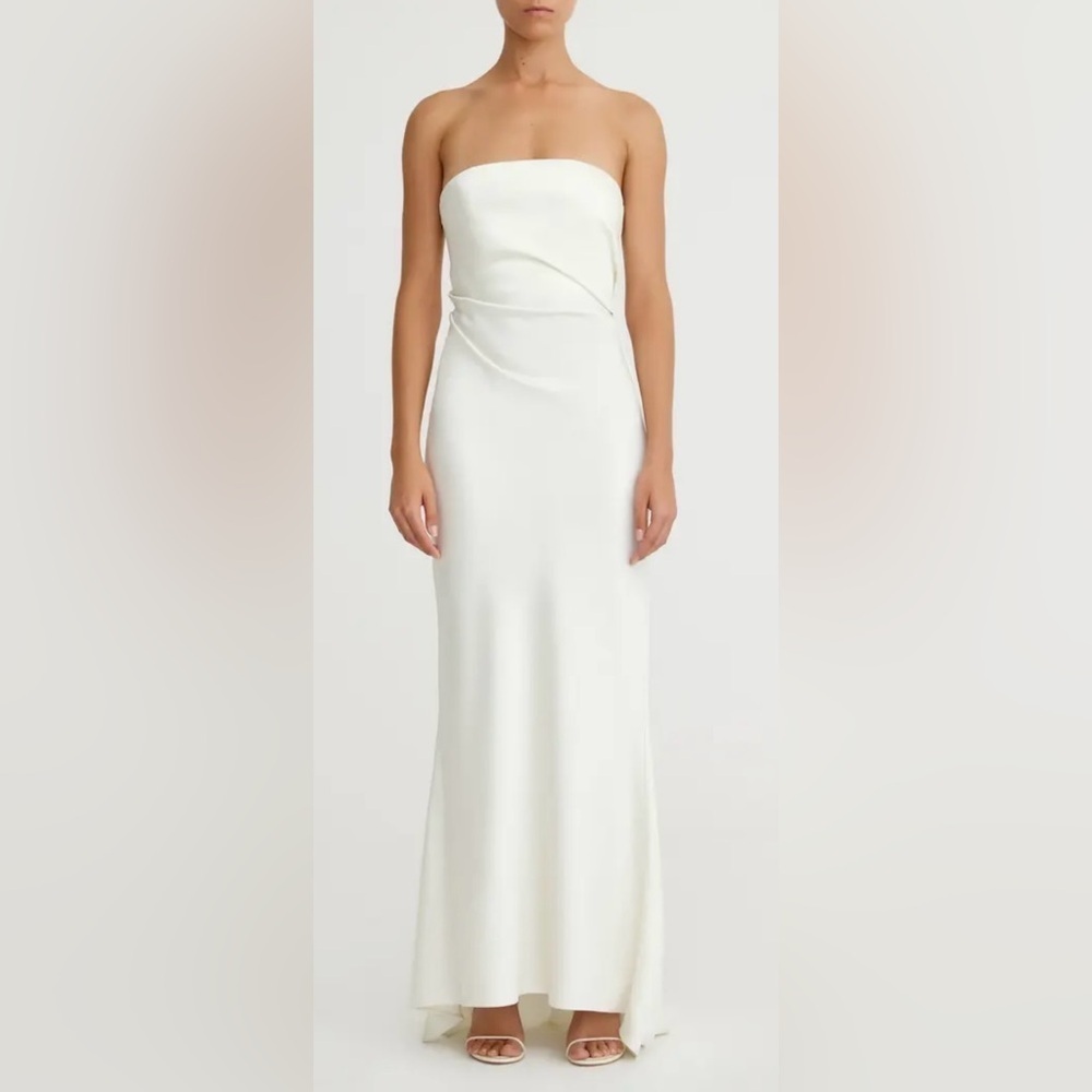 NWOT Significant Other Lucile Strapless Satin Gown with Train Sz 12 bone white